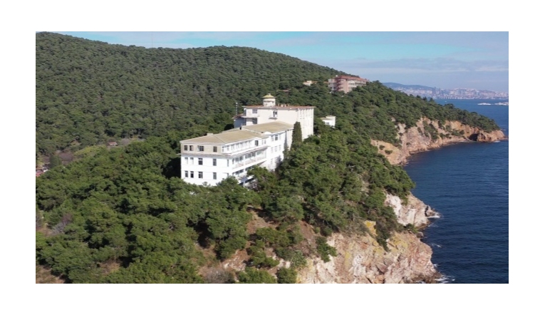 GEÇMİŞTEN GÜNÜMÜZE HEYBELİADA SANATORYUMU